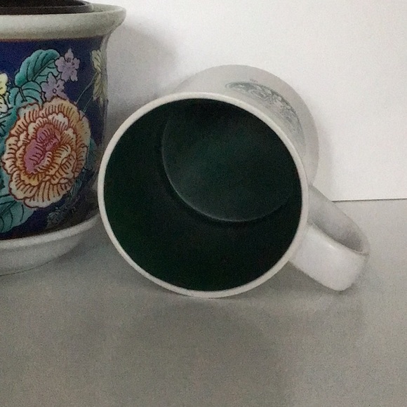 Starbucks Mug - Picture 3 of 4